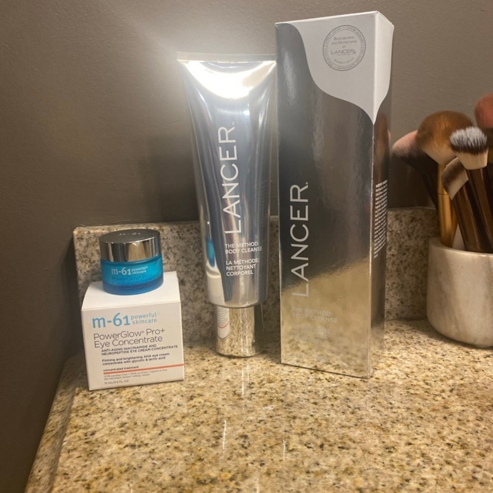 Lancer The Method: Body Cleanse & m-61 PowerGlow Pro+ Eye Concentrate